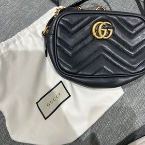 Gucci Marmont Matalasse mini bag.